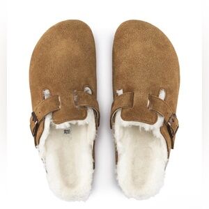 Birkenstock Boston Shearling Clogs in Mink